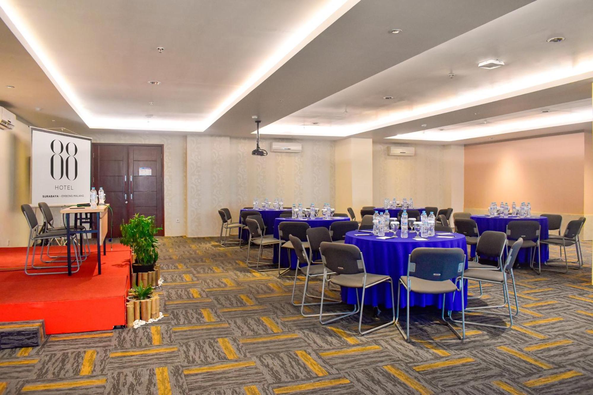 Hotel 88 Embong Malang Tunjungan Surabaya By Wh - Breakfast With The Best View On The Highest Floor And Strategic Location In The City Center Exterior foto